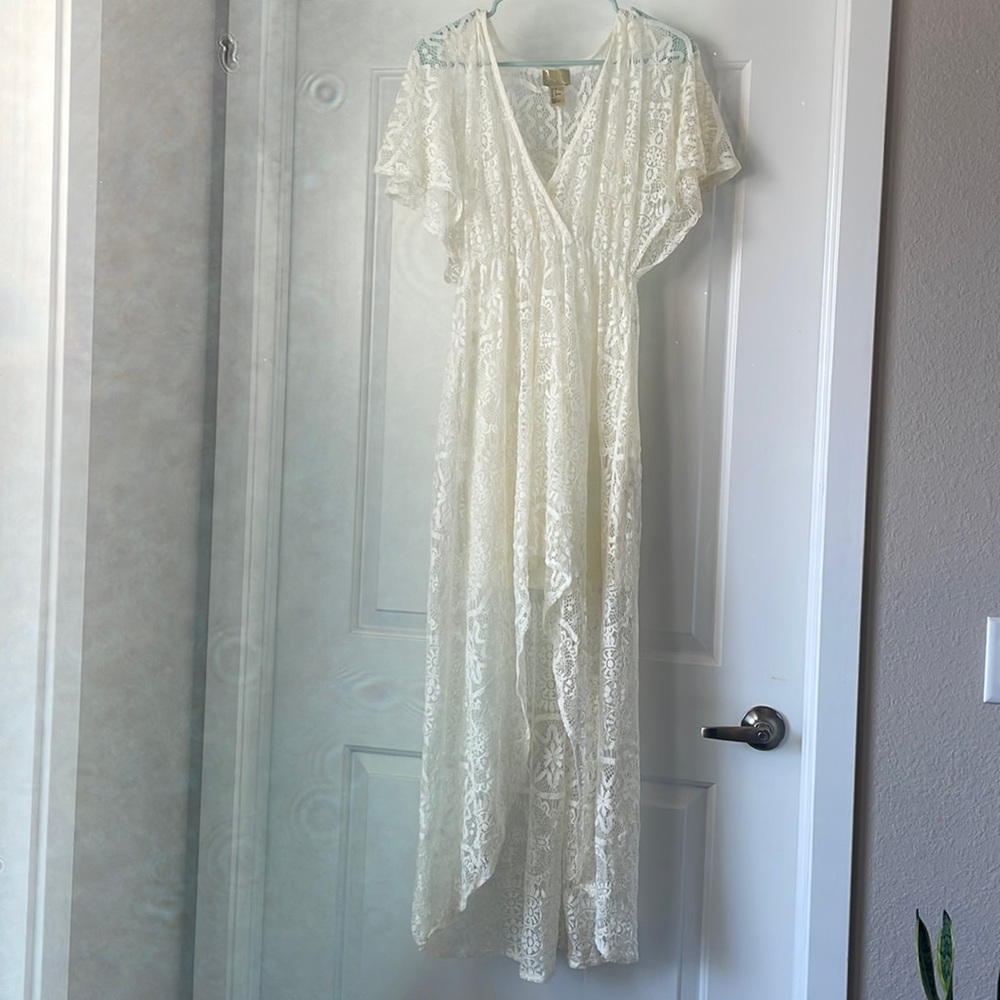 Boho lace high-low waterfall dress